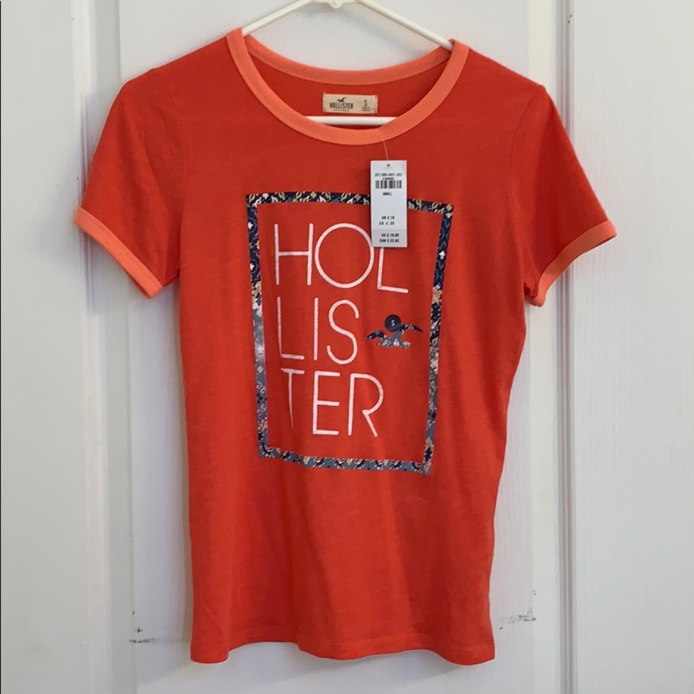 Hollister T-Shirt